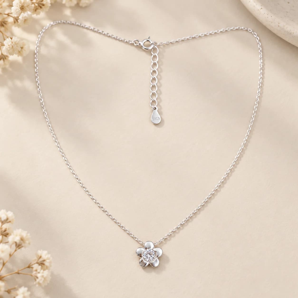 Gargantilla Flor de Plata 925 con Cubic – Azalea