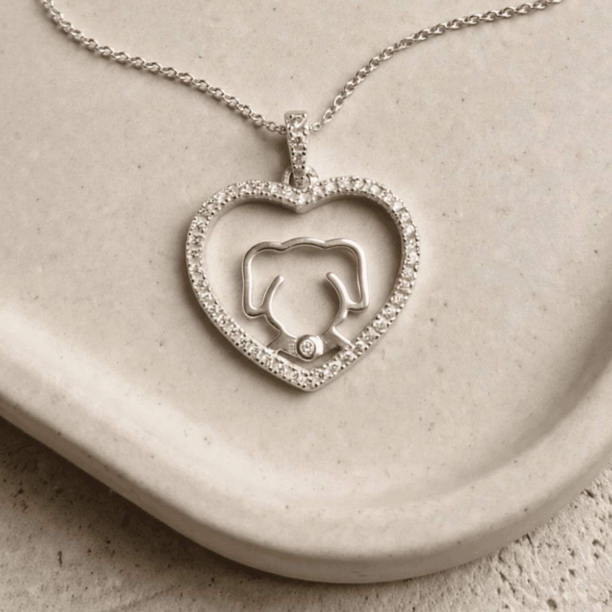 Collar de Plata 925 con Dije Corazón, Perrito y Circonias – Fidelis