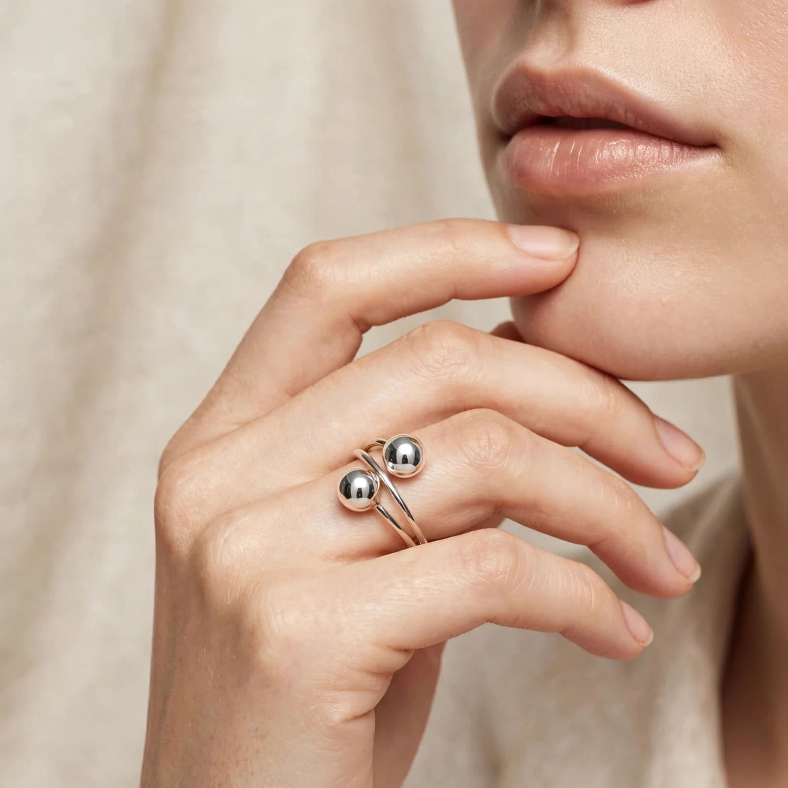 Anillo de Plata 925 con Doble Esfera – Órbita