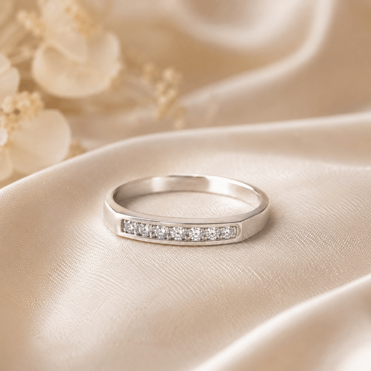 Anillo de Plata 925 con Circonias – Lúmina